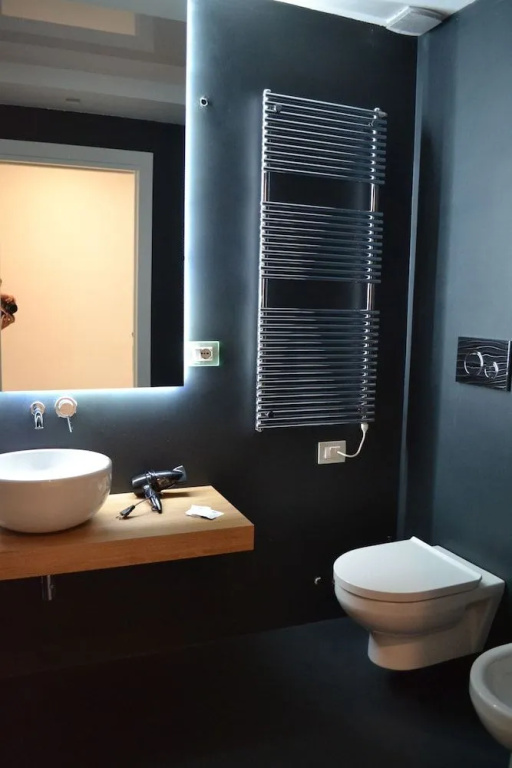 Corte Cairoli B&B and Suites