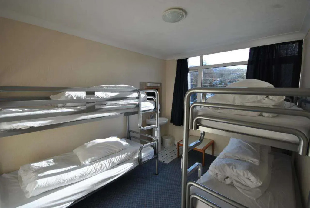 Saucy Marys Private Rooms & Hostel
