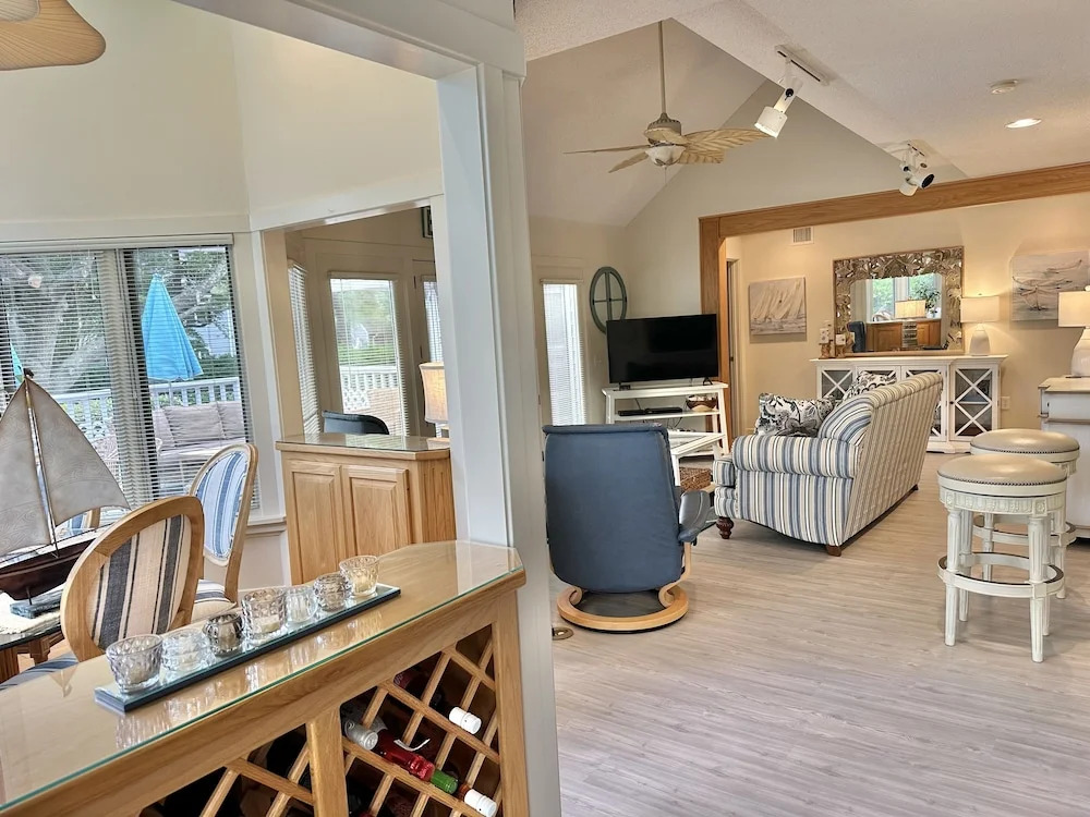 Sun-filled Villa With Access To All Resort Amenities, 3agt 3 Bedroom Villa