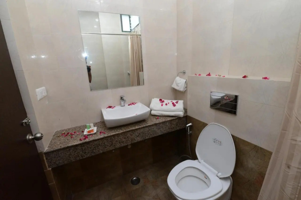 Hotel Sanobar