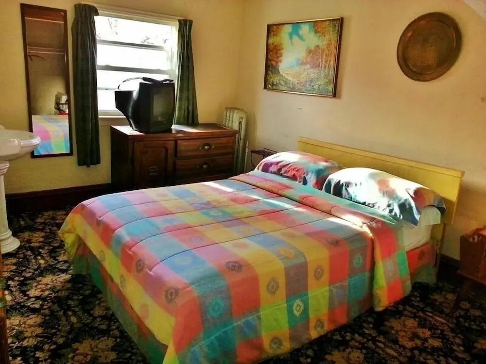 Harbor House Bed and Breakfast
