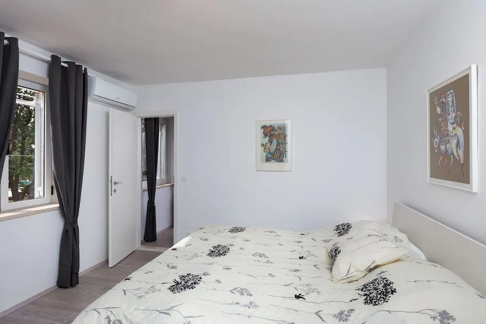 Apartments Rea Zaton