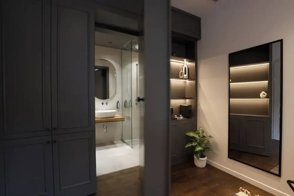 Stitch&Stone Suites