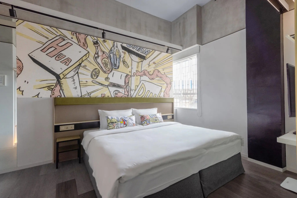 Cosmos Hotel Huashan Town