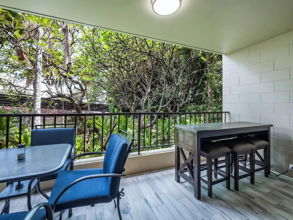 Kalanikai 118 Highly Walkable!