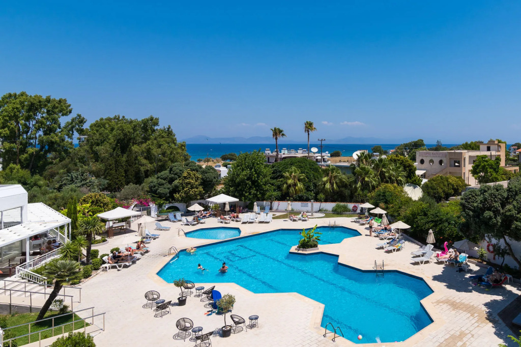 Happy Days Hotel, Adults Only