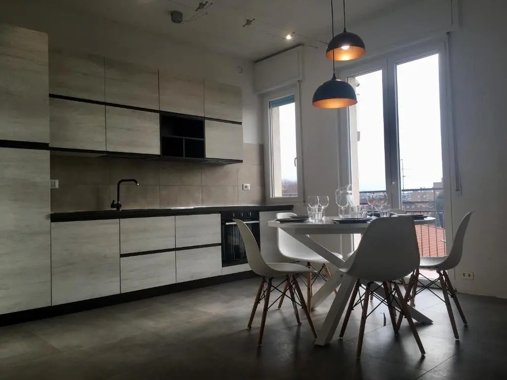 CaseOspitali - CASA LUMIERE bilo panoramico e luminoso - piano 3 NO ascensore