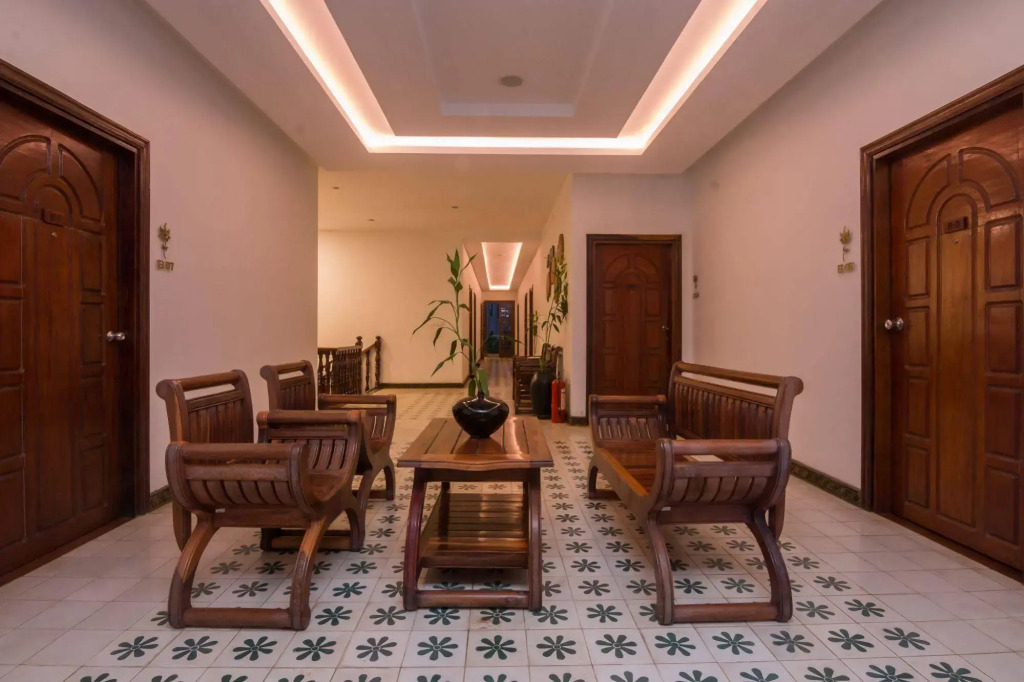 Apsara Centrepole Hotel