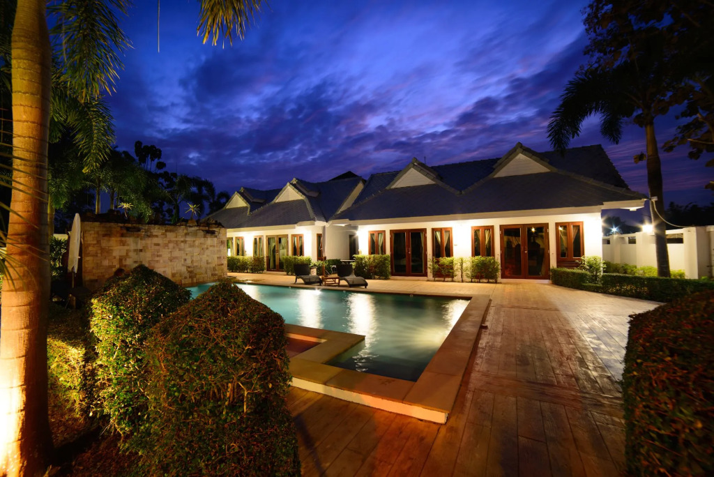 Rungnara pool villa