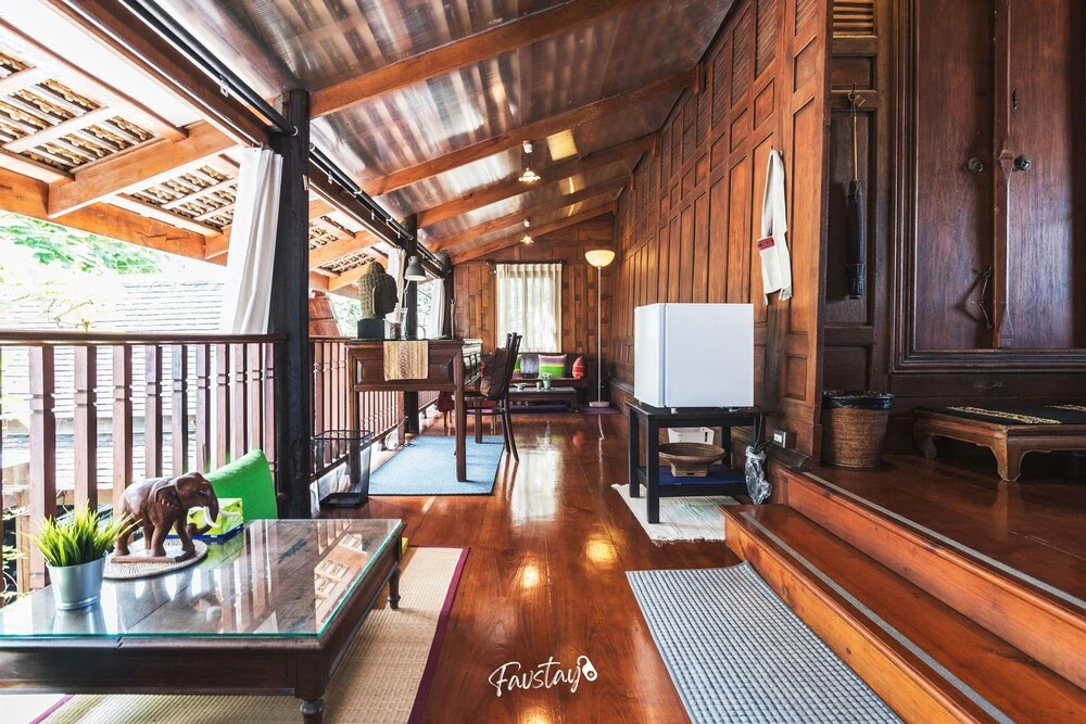 Baan Mahabhirom by Favstay