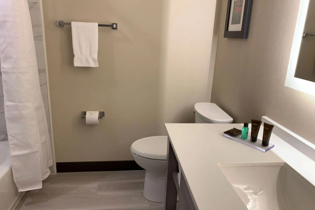Wingate by Wyndham Kanata West Ottawa