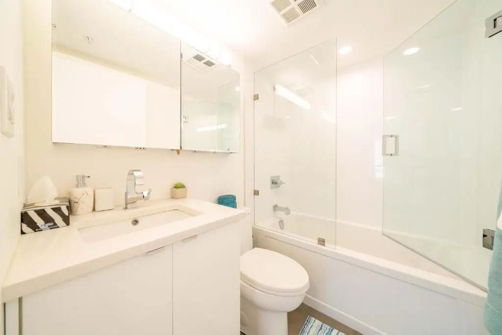 Sunset Beach Walk 2BD+2BA+1PRK Yaletown
