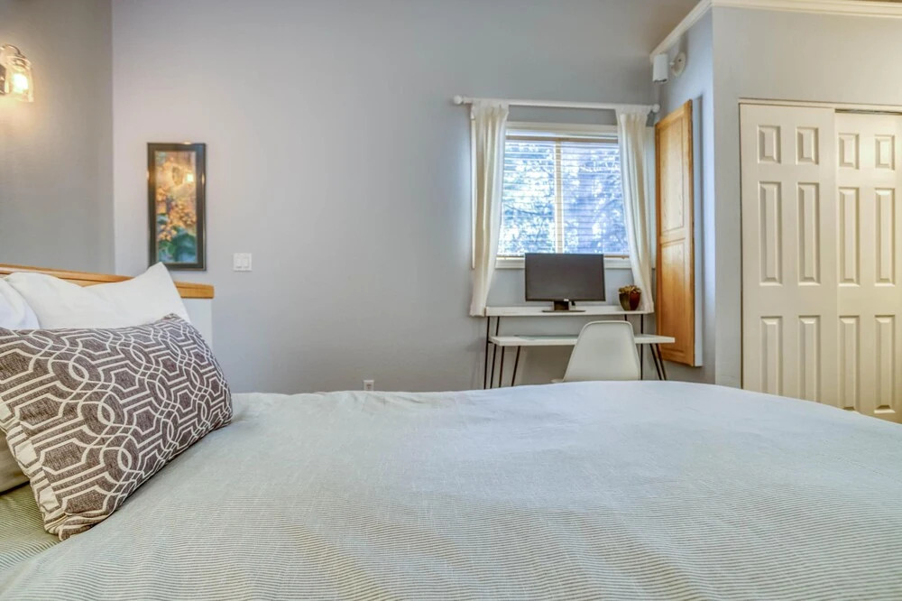 Ski House 217