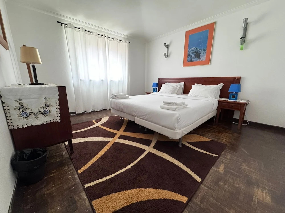 The Pearl - Cascais Guest House - City & Beach