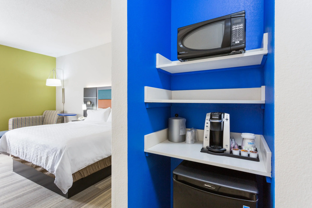 Holiday Inn Express - Plymouth by IHG
