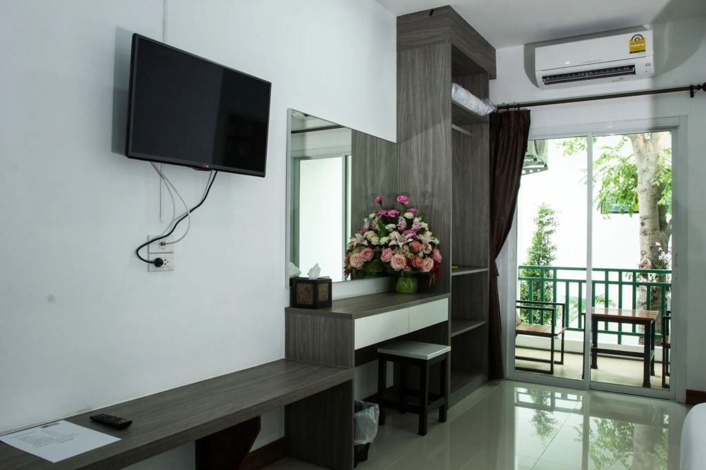 NP Hotel