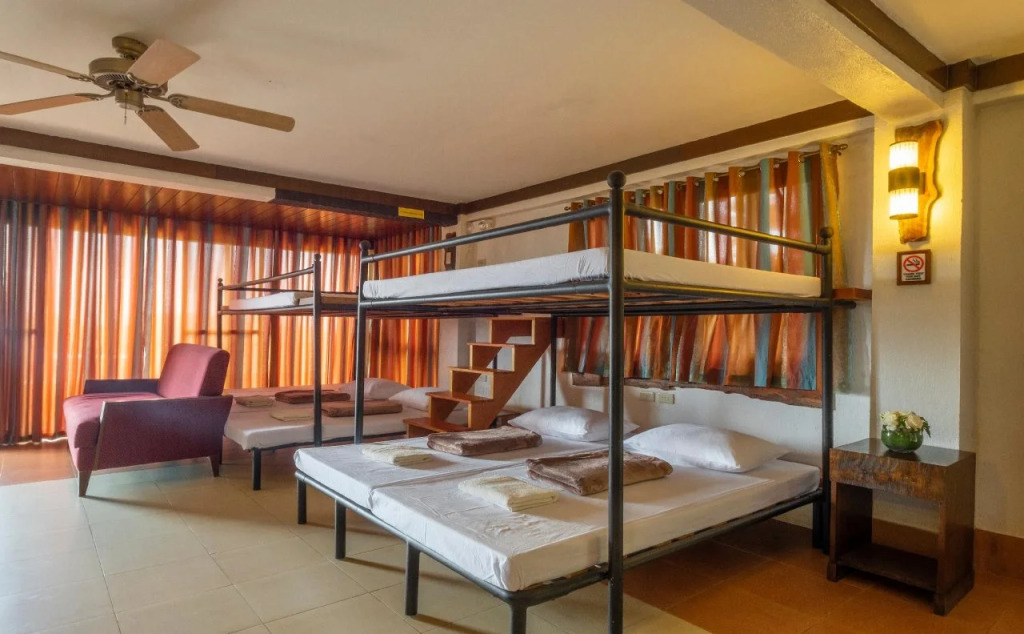 West 35 Eco Mountain Resort