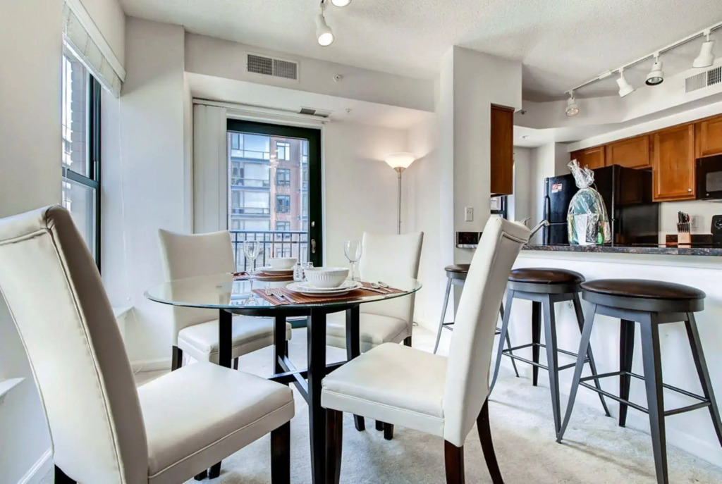 Global Luxury Suites at Thomas Circle