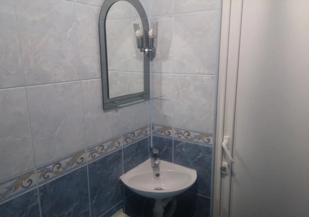 Luxor Inn & Suites