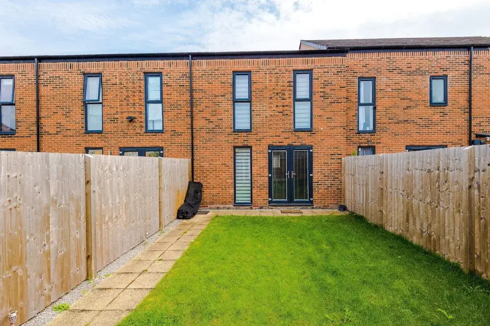 Luxury 2br in Salford, Slps 6, Wifi, Parking & ps5