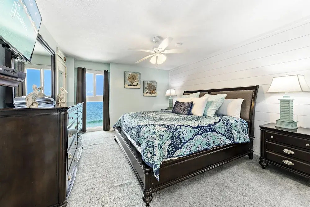 Edgewater West 63
