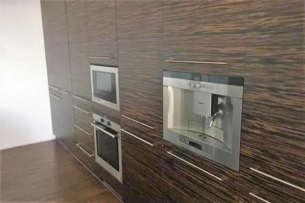 Luxusný 118m2 Apartmán s Krbom v Centre Nitry