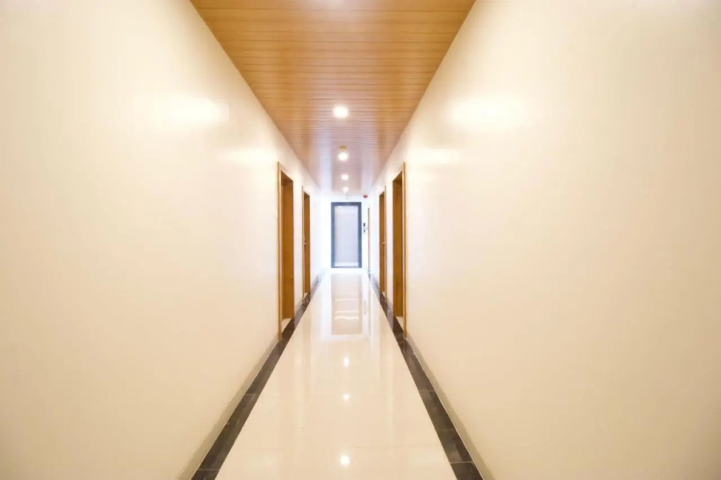 Hotel The Orange Flag ( JJ Hotel), Aurangabad