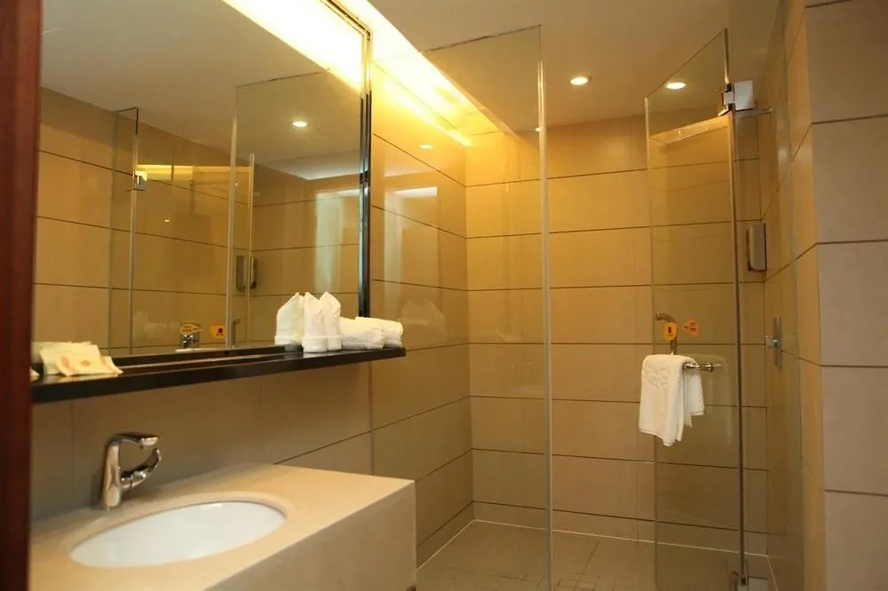 New Year Jubilee Hotel(杭州新年禧大酒店)