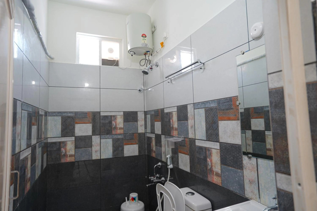 MAHASRI Studio Apartments- Brand New Fully Furnished Air Conditioned Studio Apartments