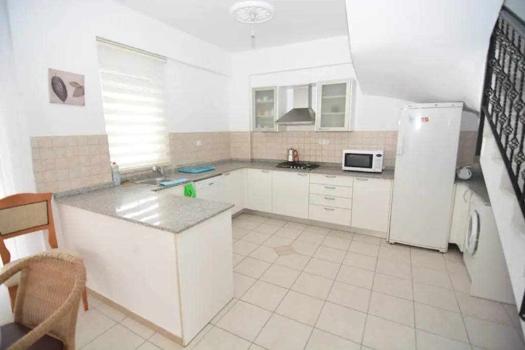Bella Villa 6