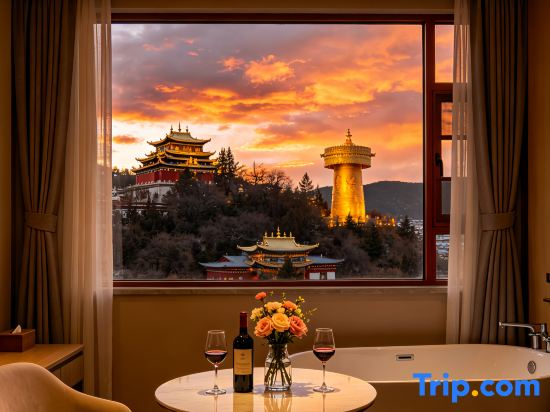 HOMESTY WABISABI Oxygen-rich Scenic Stay (Dukezong Ancient Town Giant Buddha Temple Branch)