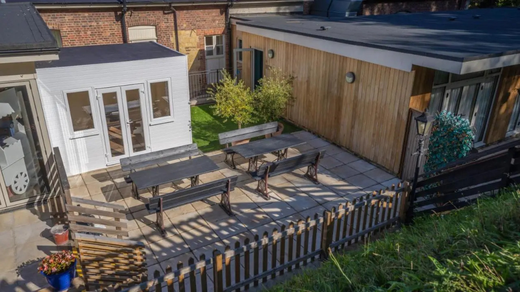Harpers Steakhouse with Rooms, Haslemere