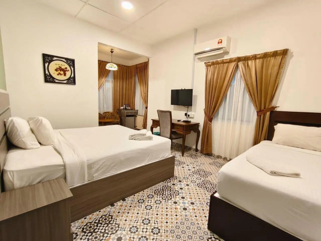Pearl Inn