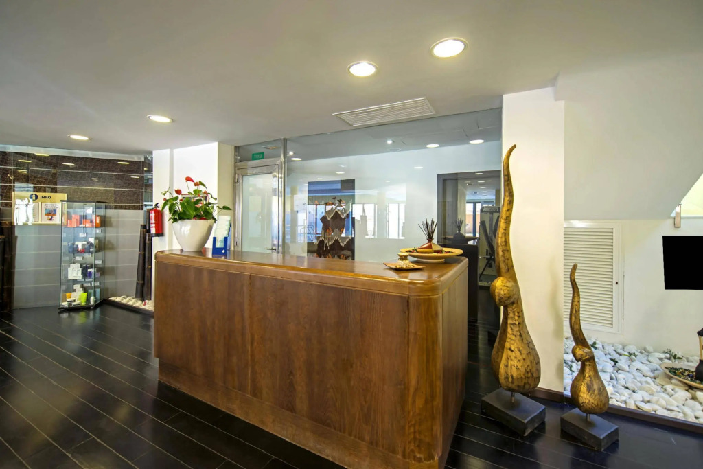 Caprice Vell Marí Hotel & Resort