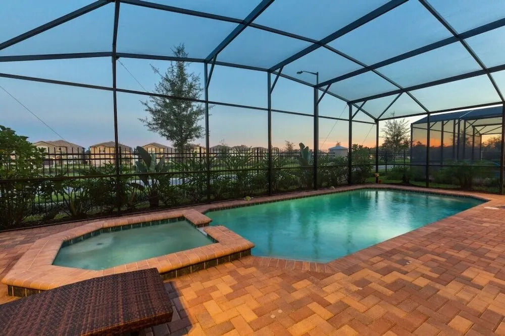 TC2119 Windsor at Westside - 8 Br Home