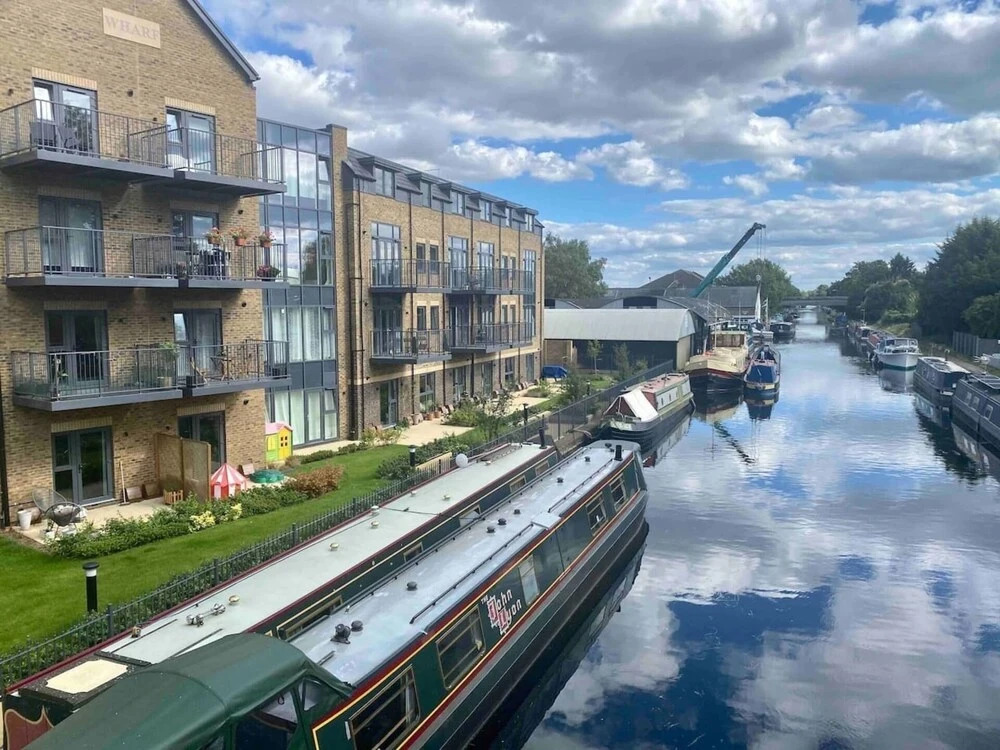 New Canal-side Apartment With Private Terrace!
