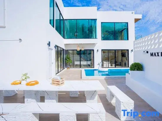 Tiara PoolVilla Pattaya Bang Saray Beach 1 km
