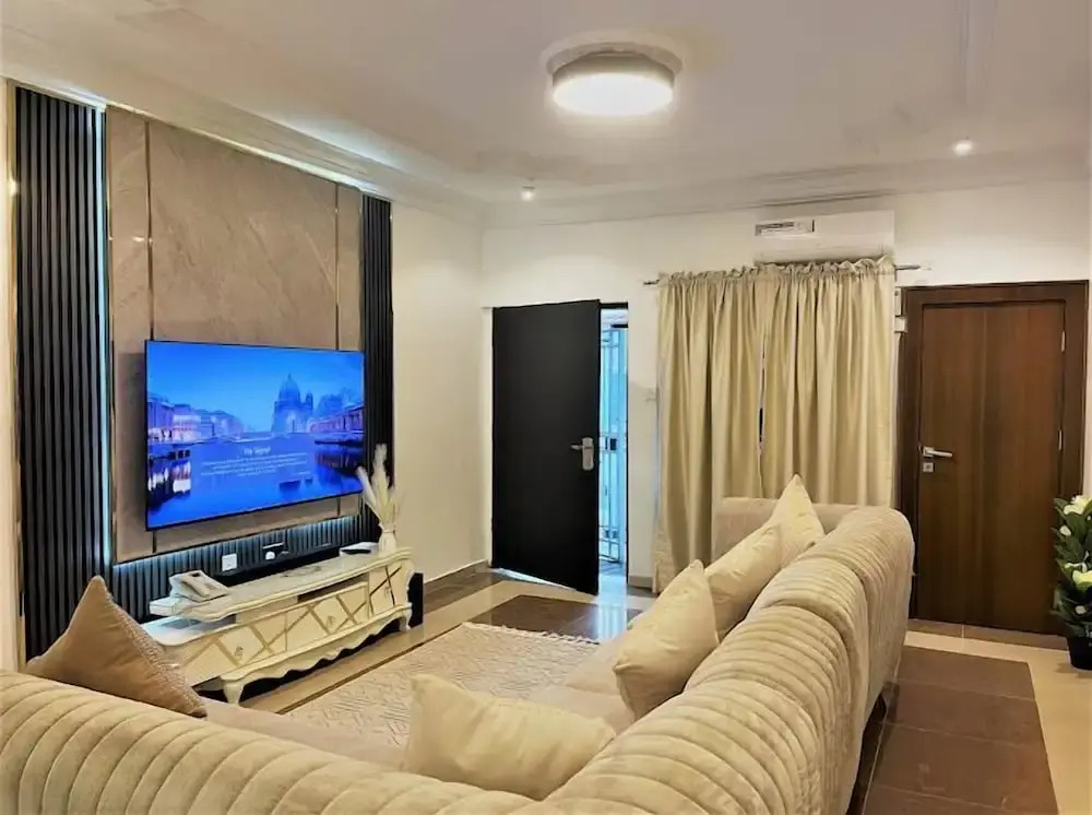Imperio Luxurious Boutique Apartments