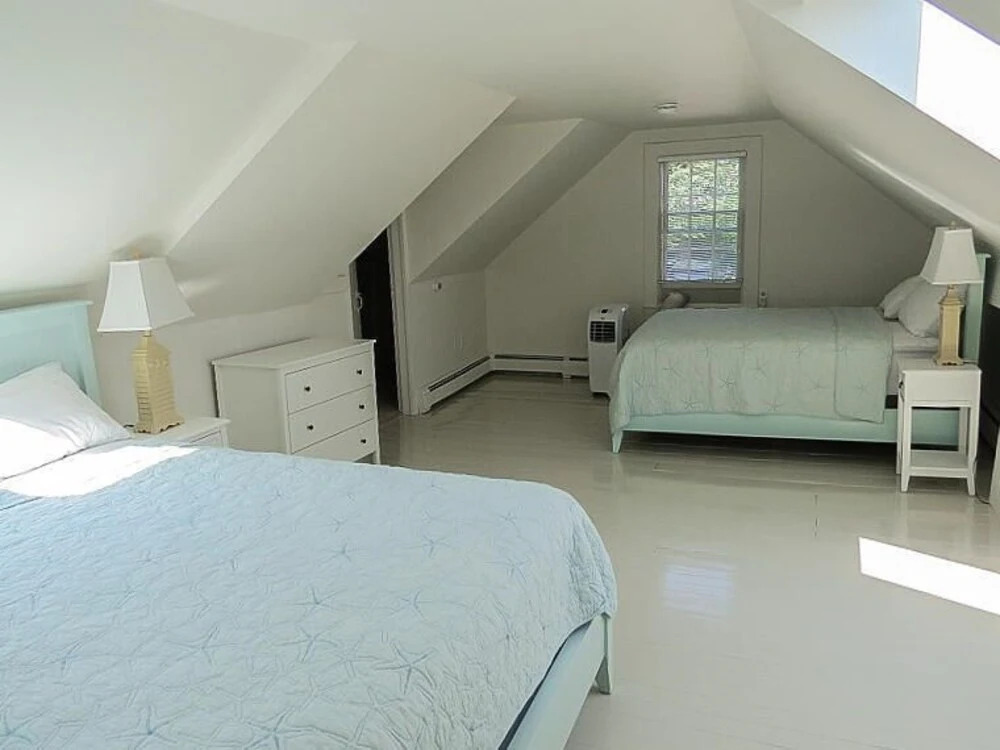 54 Cross Street - Three Bedroom House