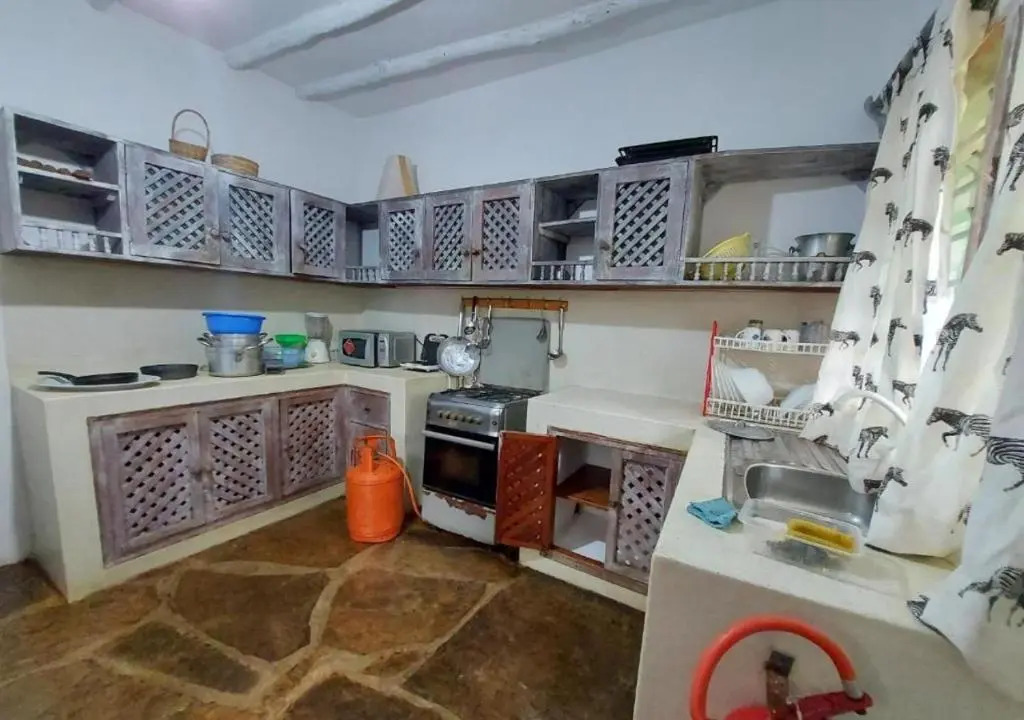 Marine Holiday House- Bed & Breakfast