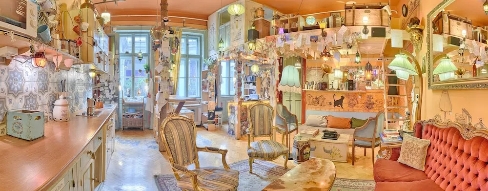 Lavender Circus Hostel, Doubles & Ensuites