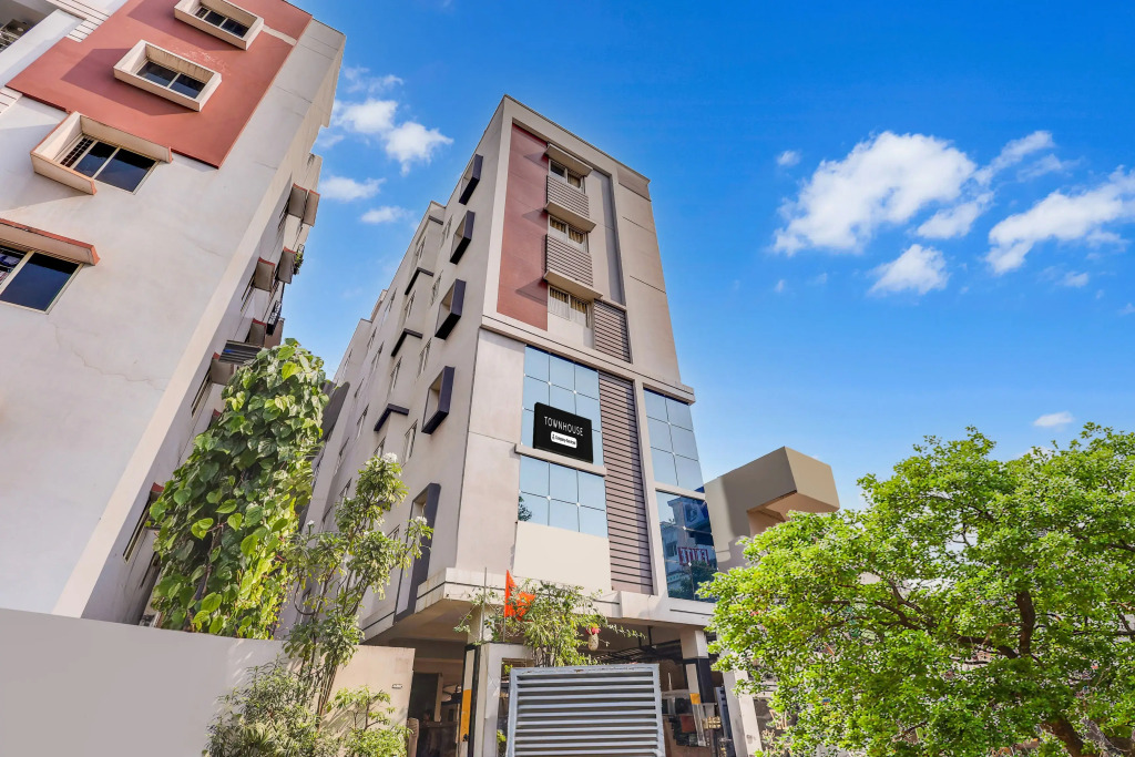 Townhouse Dwarka Nagar Near Ramatalkies