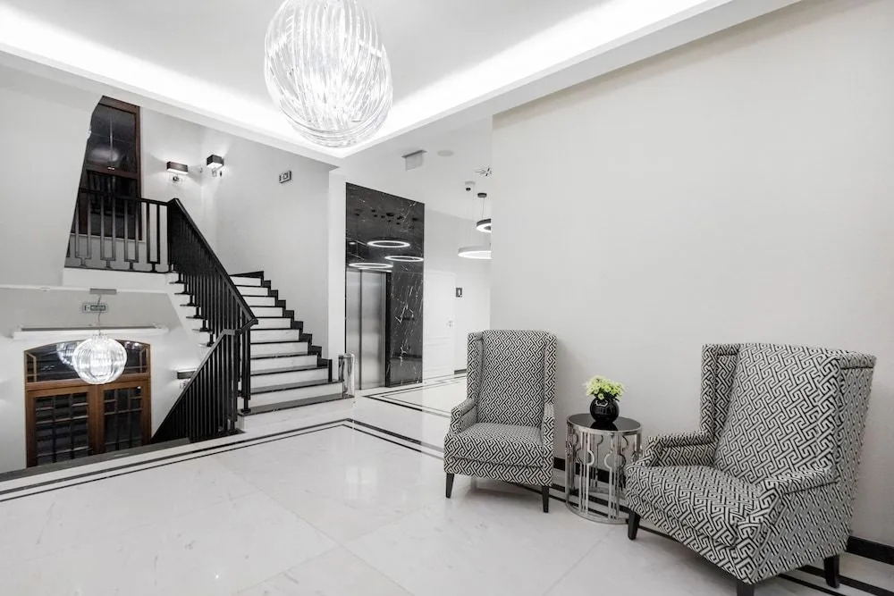 Grand Park Hotel