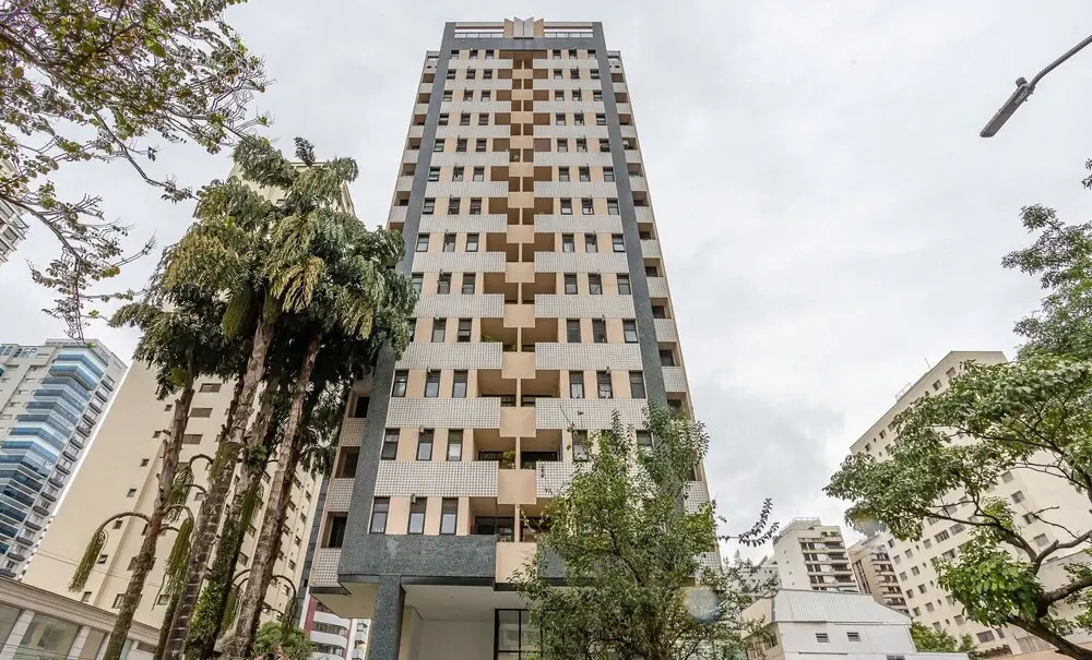 1 Bedroom Apartment with pool 600m from Moema/SP metro station NPZ093