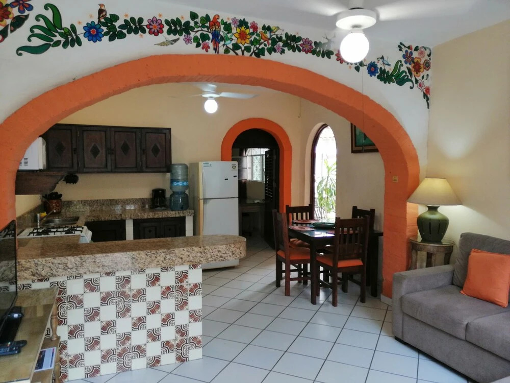 Cozy Obelisk Apartment