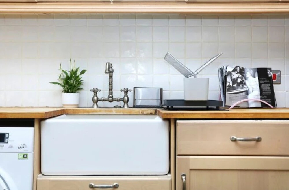 A Stunning Grand Apt near the Royal Botanic Garden