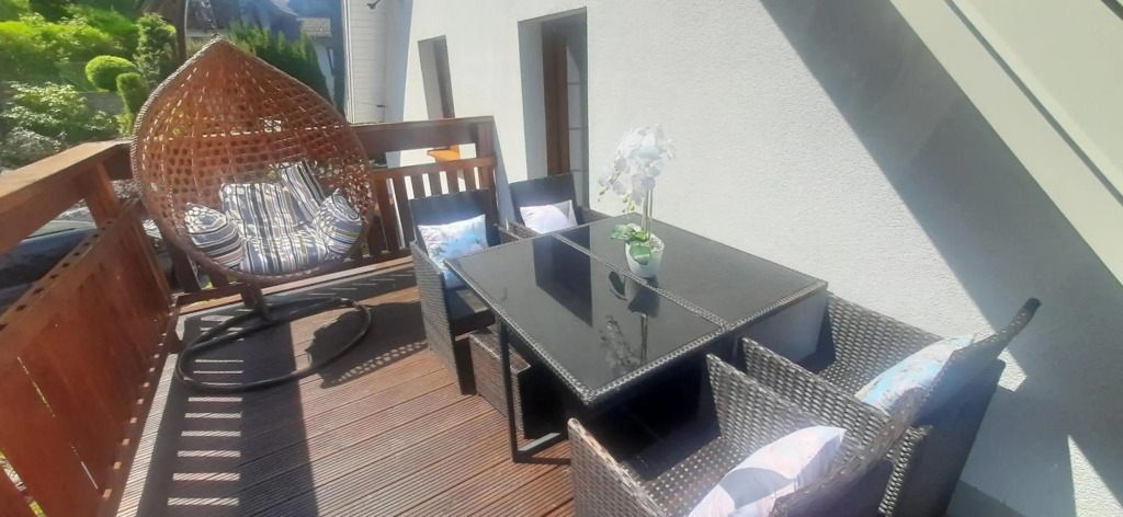 Apartamenty EDEN- jacuzzi, domek saunowy , śniadanie , piękne widoki