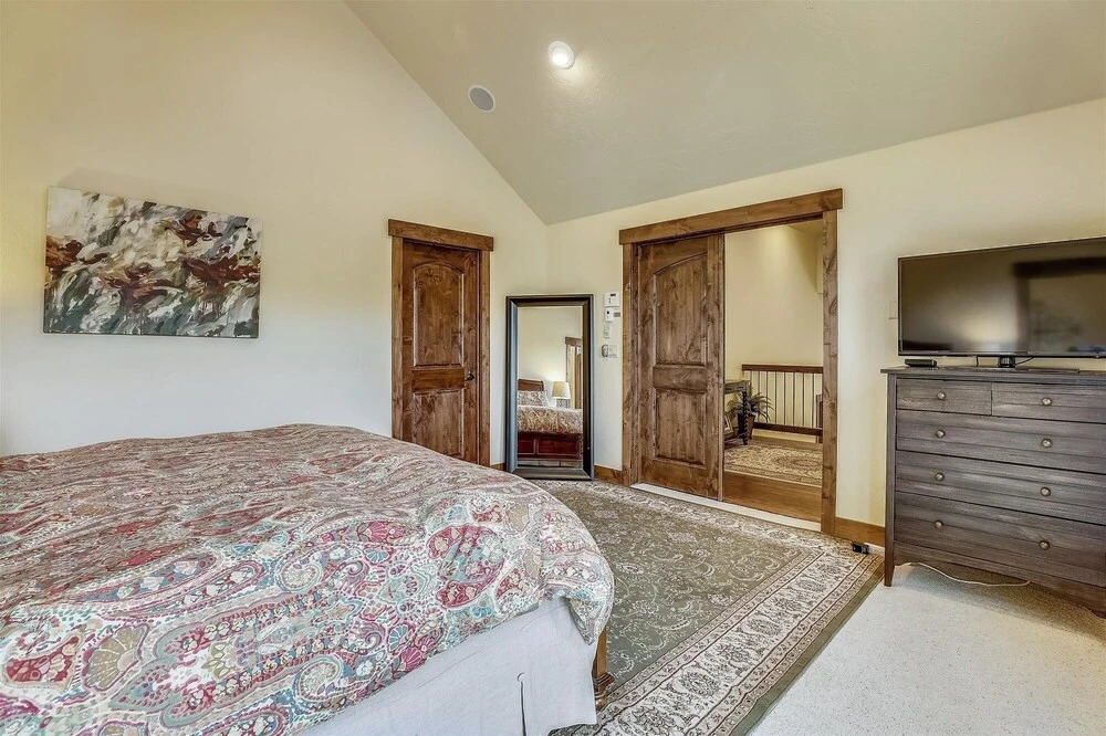Highlands Getaway 4 Bedroom Home by RedAwning