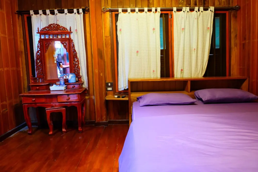 Chaiya Resort Paway Junction