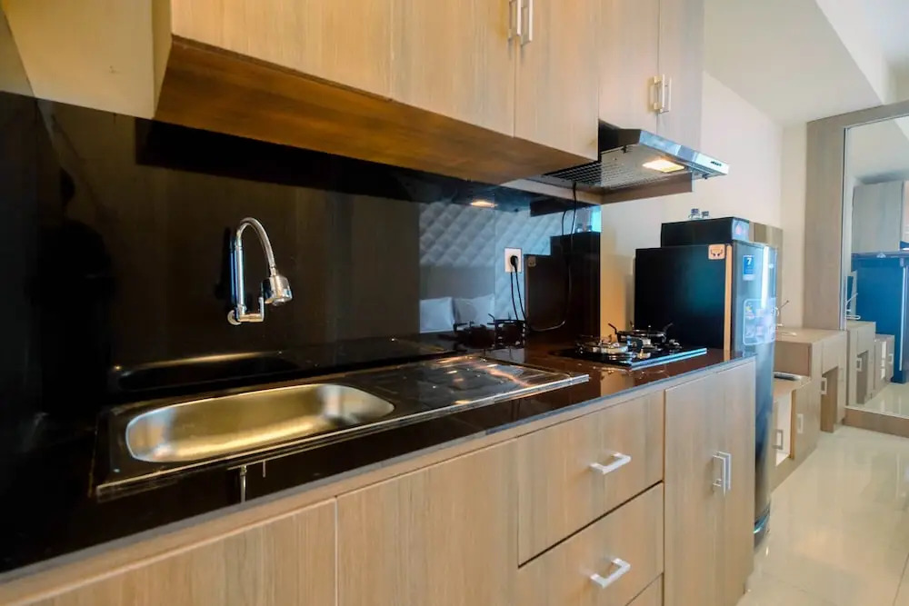 Modern and Posh Studio Apartment @ Grand Kamala Lagoon By Travelio